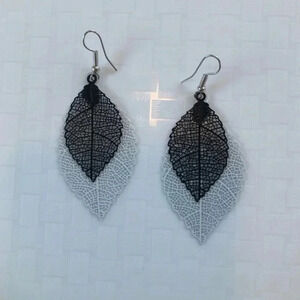 Silver &  Black Double Leaf Fashion Earrings NWT